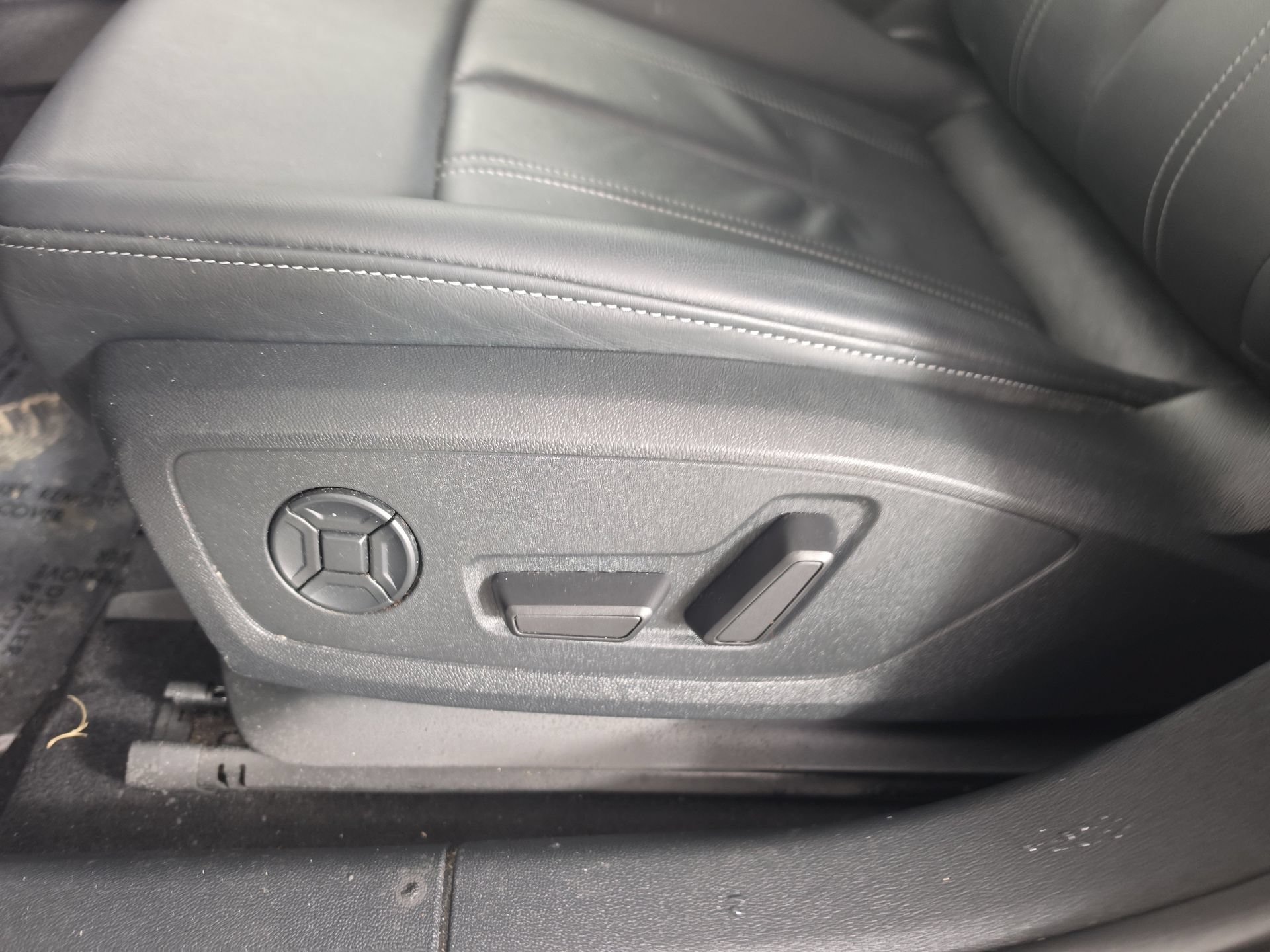 Used 2023 Audi A3 2.0T Premium w/ Convenience Package FWD image 17