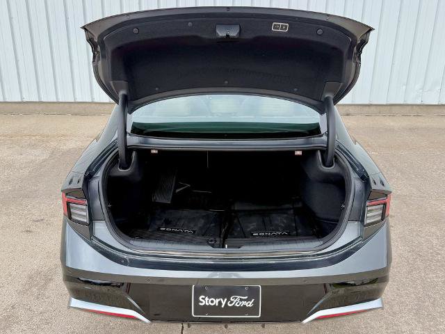 Used 2024 Hyundai Sonata Limited FWD image 16