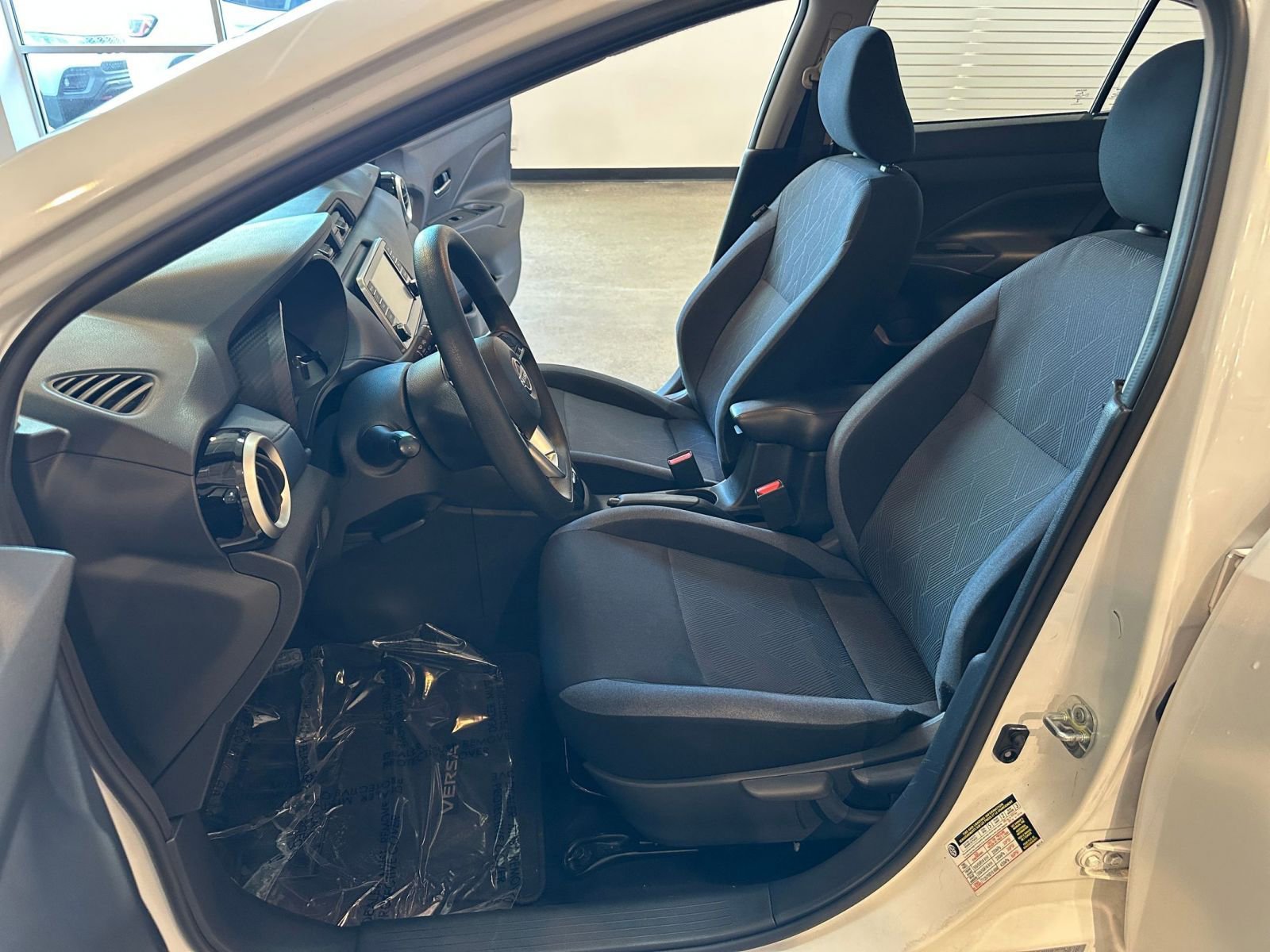Used 2025 Nissan Versa SV image 25