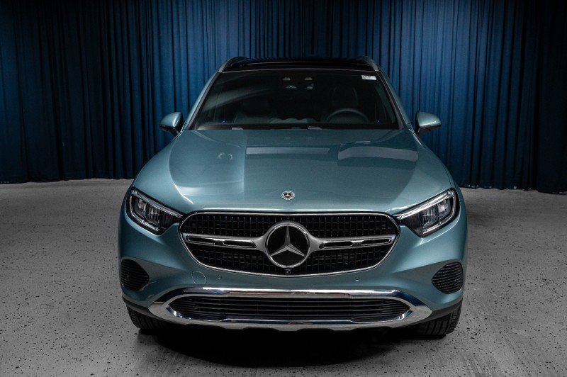 New 2026 Mercedes-Benz GLC 300 4MATIC image 2