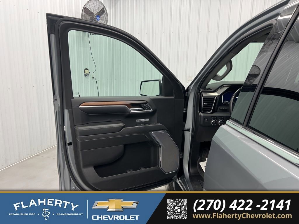 Used 2024 GMC Sierra 1500 Denali image 8