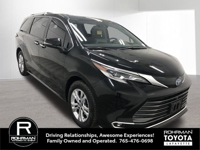 Used 2022 Toyota Sienna Platinum image 9