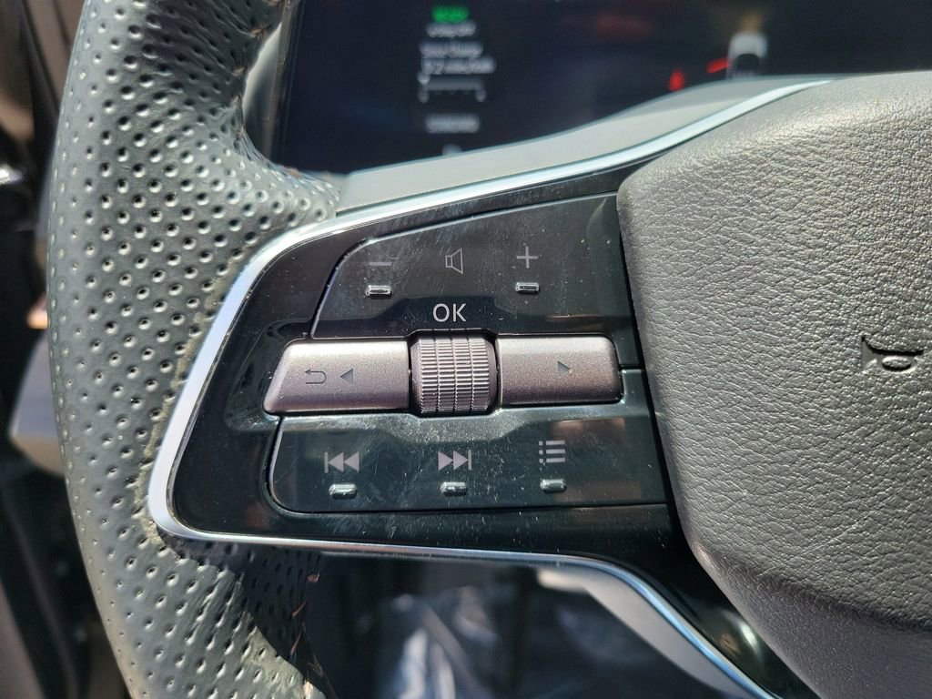 Certified 2024 Nissan Ariya AWD image 23
