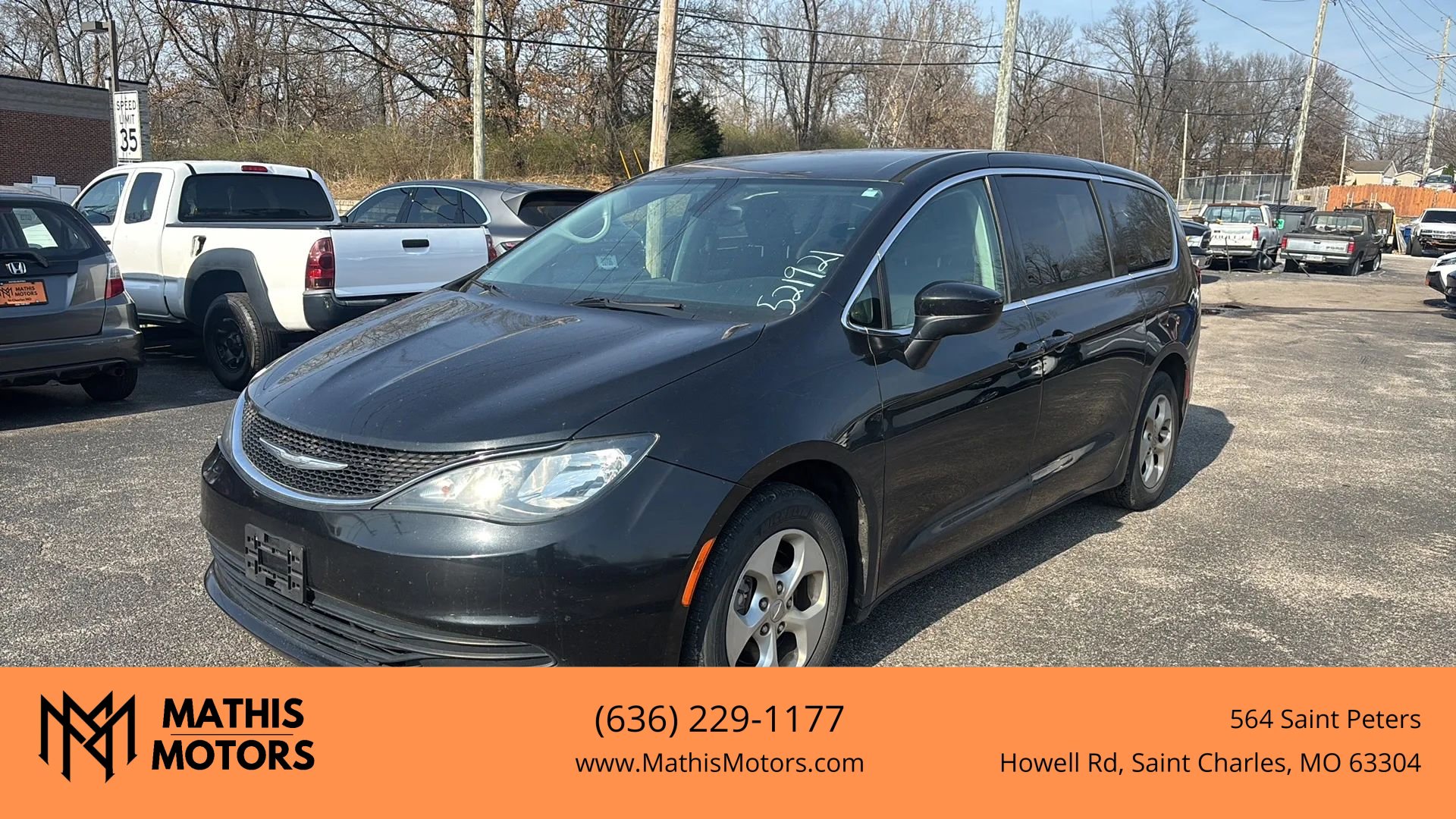 Used 2017 Chrysler Pacifica LX w/ Tire & Wheel Group image 1