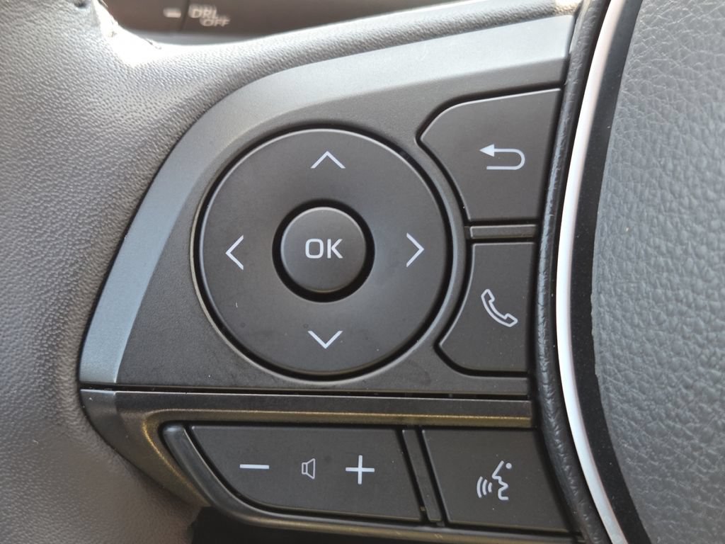 Used 2025 Toyota RAV4 XLE w/ Convenience Package AWD/4WD image 12