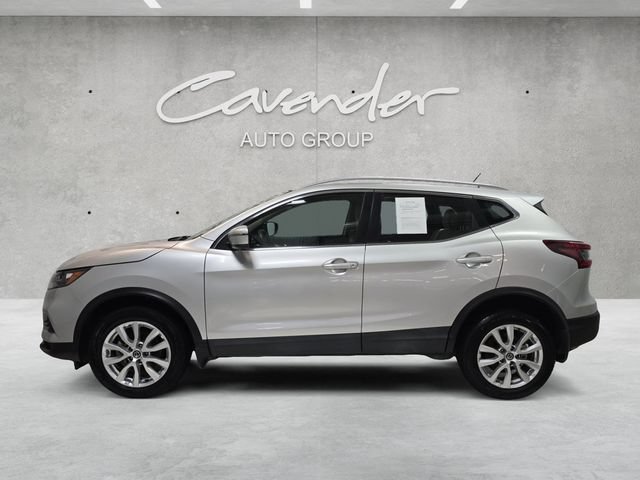 Used 2020 Nissan Rogue Sport SV FWD image 13