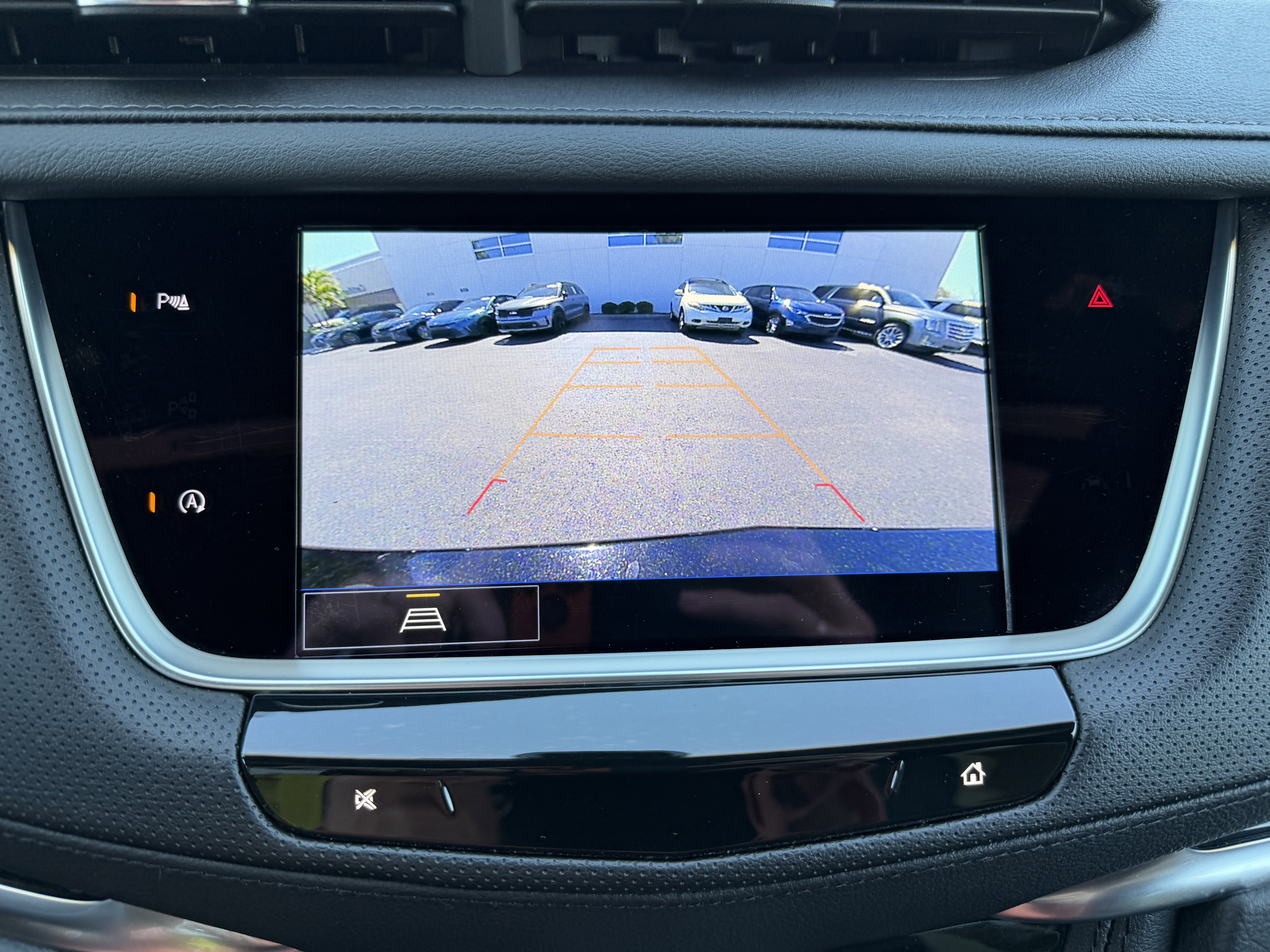 Certified 2025 Cadillac XT5 Premium Luxury AWD/4WD image 23