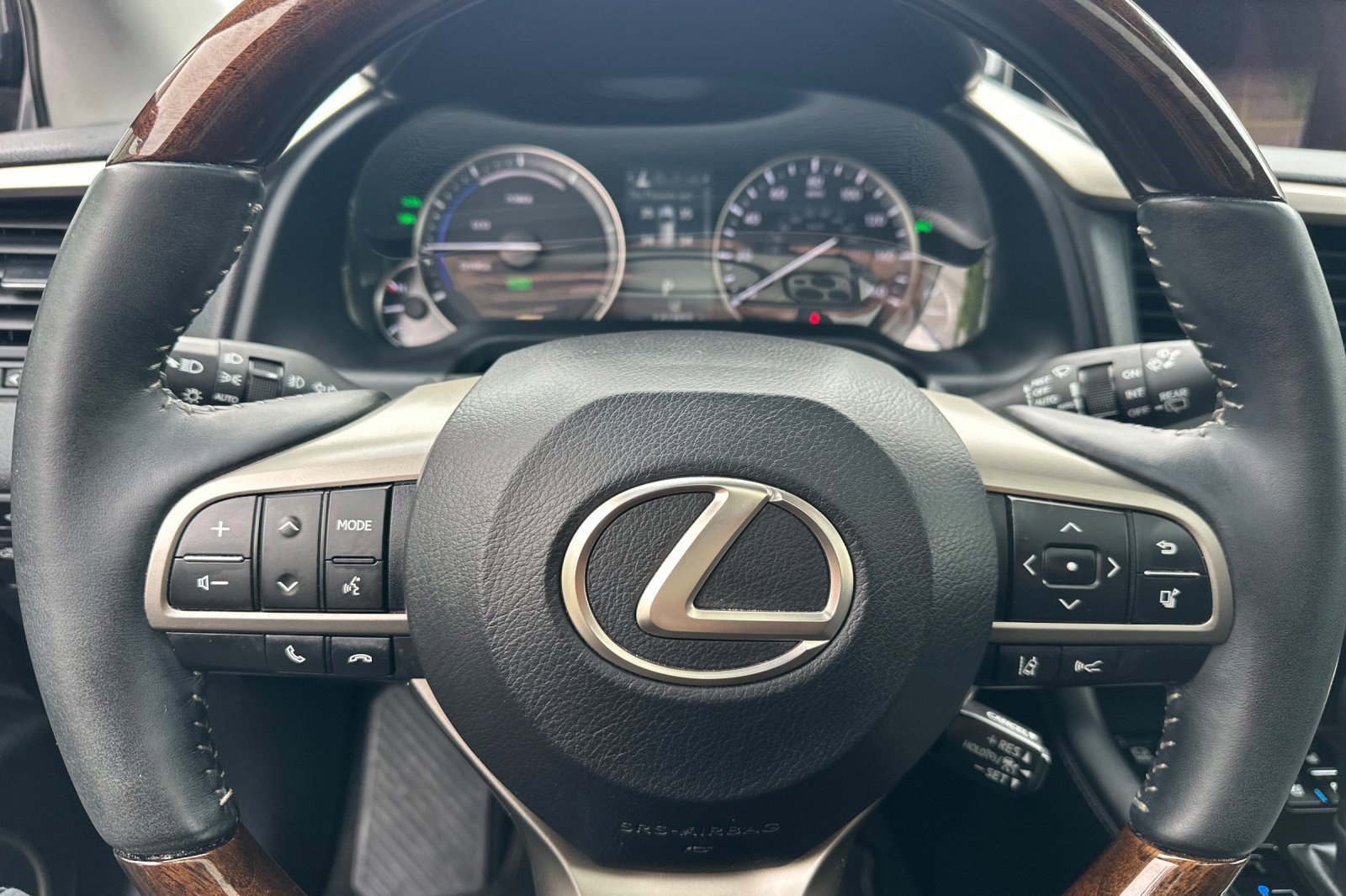 Used 2016 Lexus RX 450h AWD w/ Cold Weather Package image 30