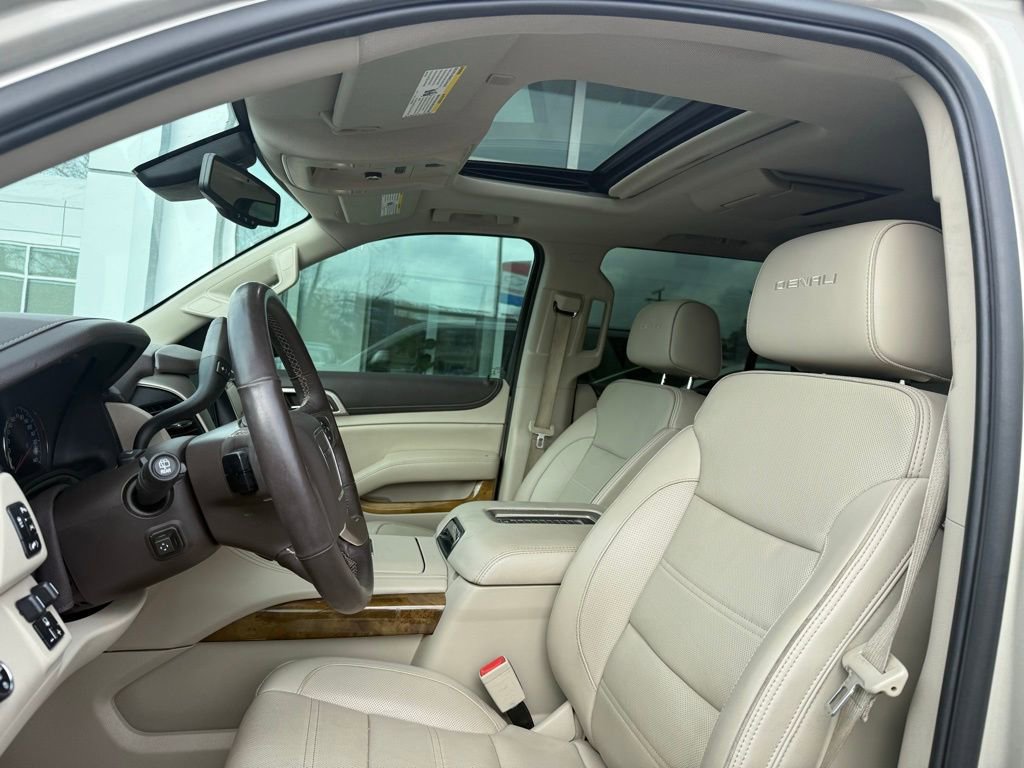 Used 2017 GMC Yukon Denali w/ Open Road Package image 7