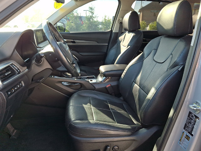 Used 2022 Kia Telluride EX w/ EX Premium Package AWD/4WD image 13