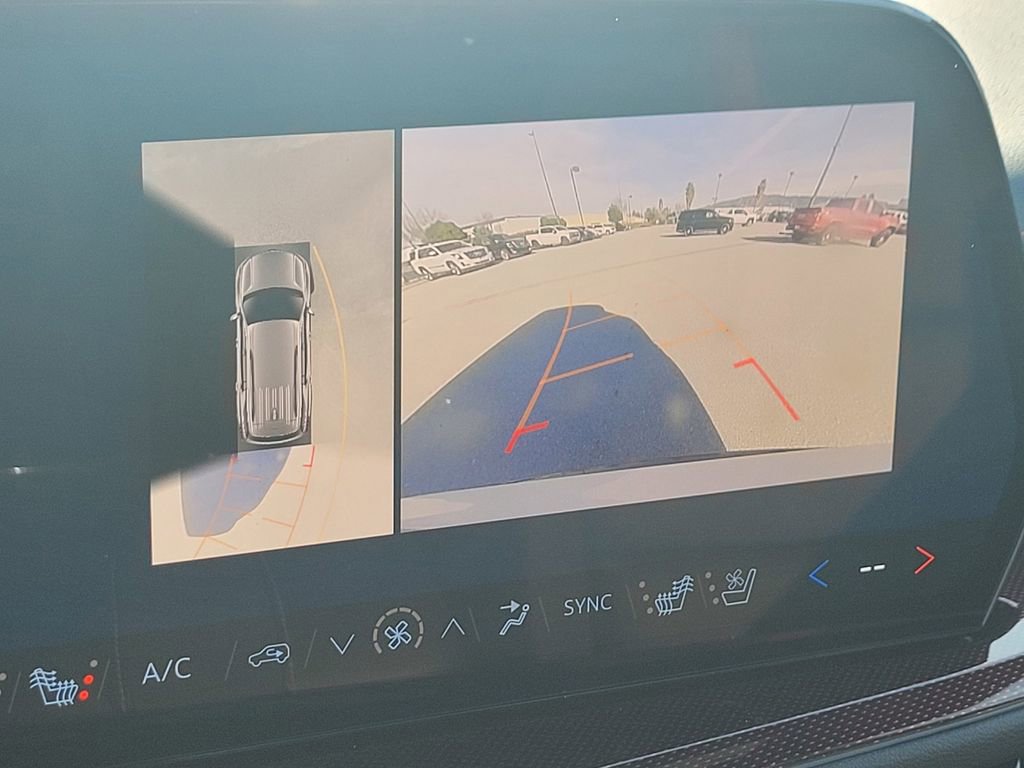 New 2026 Chevrolet Traverse RS w/ LPO, Floor Liner Package image 16