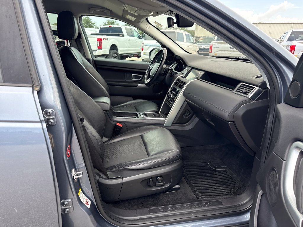 Used 2018 Land Rover Discovery Sport SE AWD/4WD image 22