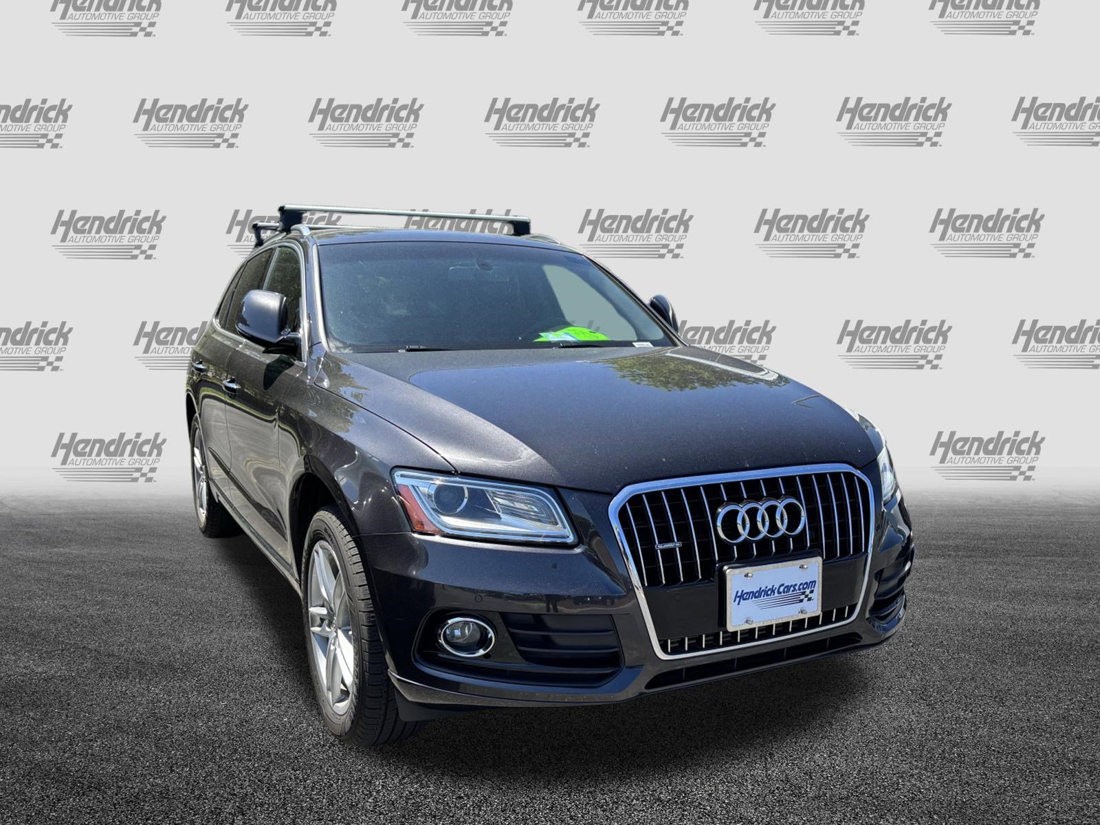 Used 2016 Audi Q5 2.0T Premium Plus w/ Technology Package image 2