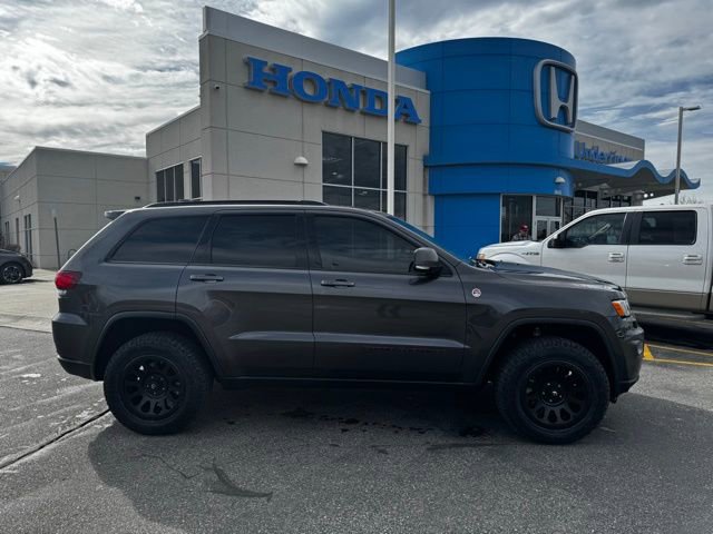Used 2019 Jeep Grand Cherokee Trailhawk image 4