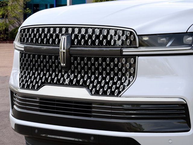 New 2027 Lincoln Navigator L Reserve AWD/4WD image 18