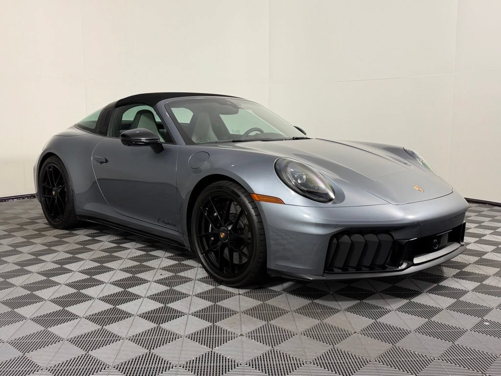 Certified 2026 Porsche 911 Targa 4 GTS AWD/4WD image 3