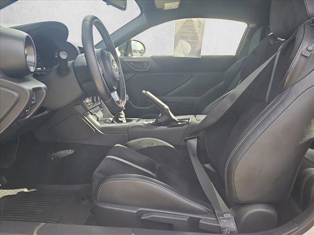 Used 2023 Toyota GR86 Premium image 17