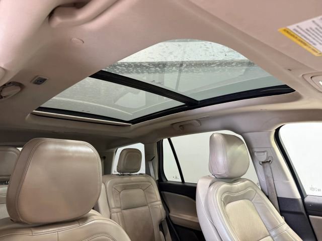 Used 2020 Lincoln Aviator Reserve w/ Equipment Group 201A AWD/4WD image 31