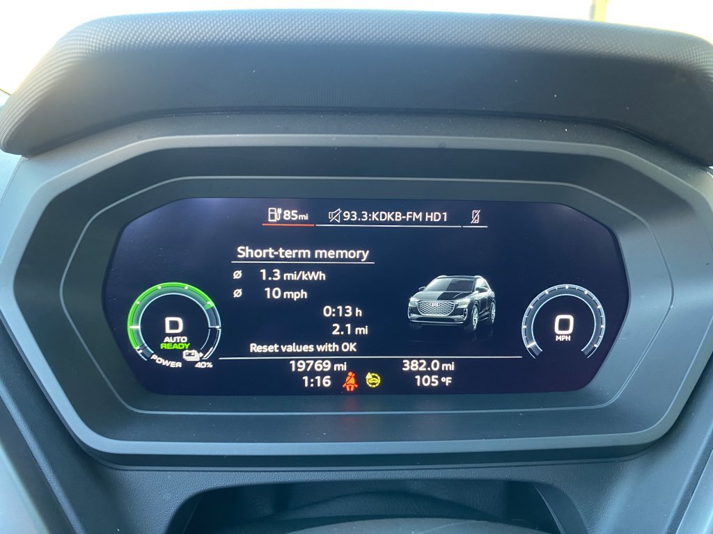 Used 2022 Audi Q4 e-tron Premium Plus image 33
