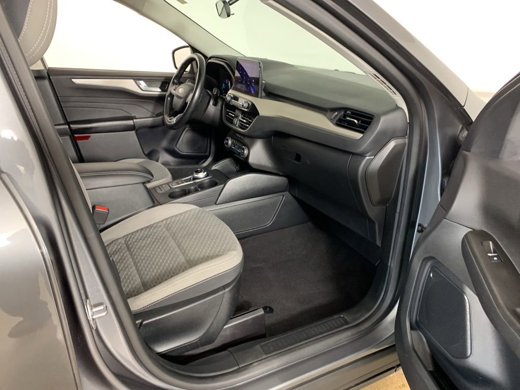 Used 2021 Ford Escape SE w/ Convenience Package image 36