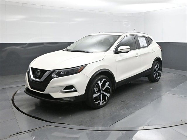 Used 2022 Nissan Rogue Sport SL w/ Premium Package image 1
