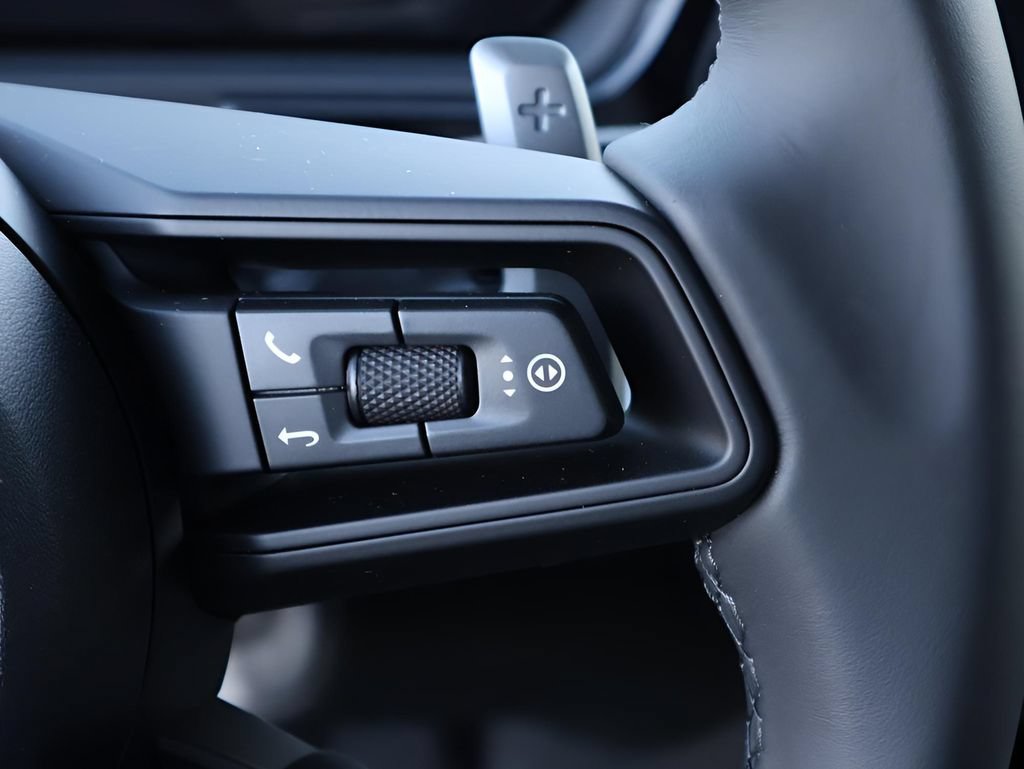 New 2026 Porsche Cayenne E-Hybrid Coupe AWD/4WD image 25