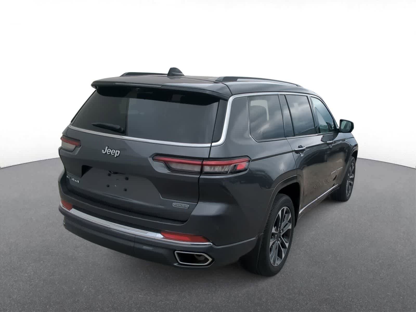 Certified 2023 Jeep Grand Cherokee L Overland w/ Advanced Protech Group III AWD/4WD image 8