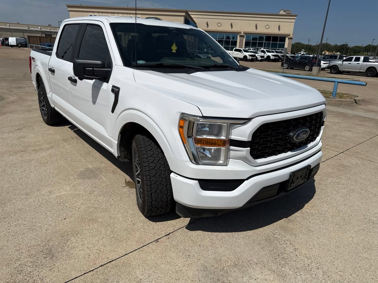 Used 2022 Ford F150 XL w/ STX Appearance Package RWD image 18
