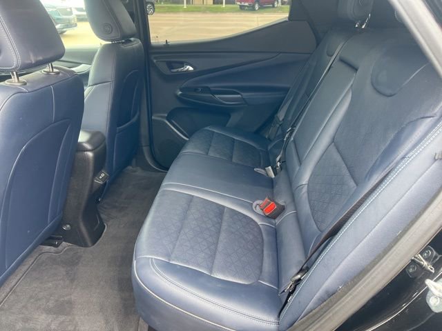 Used 2022 Chevrolet Bolt EUV LT w/ Convenience Package image 13