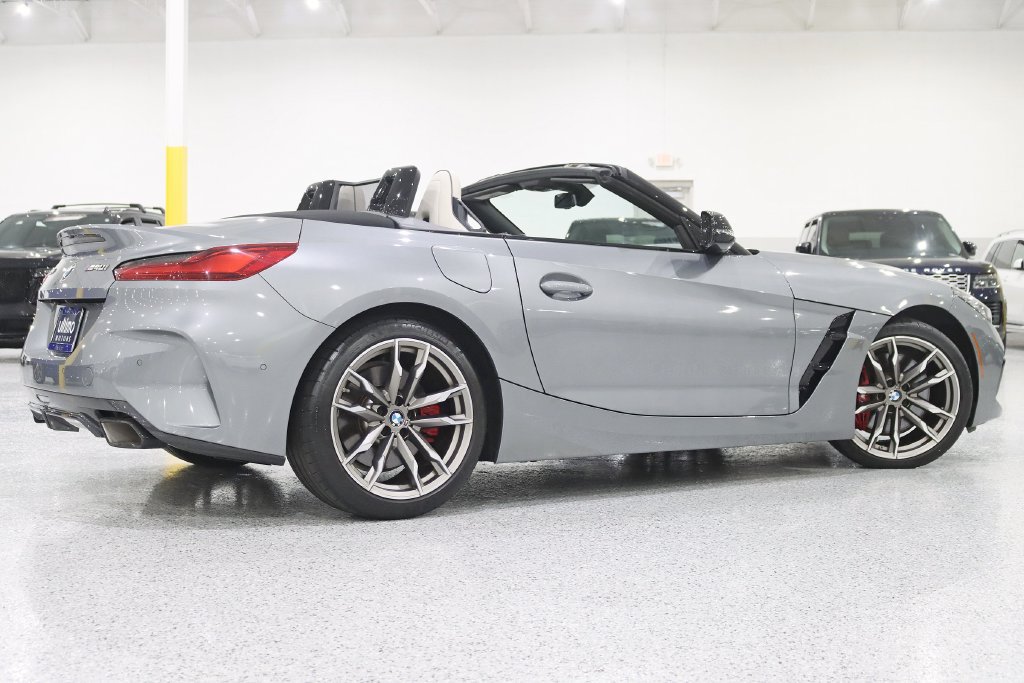 Used 2023 BMW Z4 M40i w/ Premium Package RWD image 10