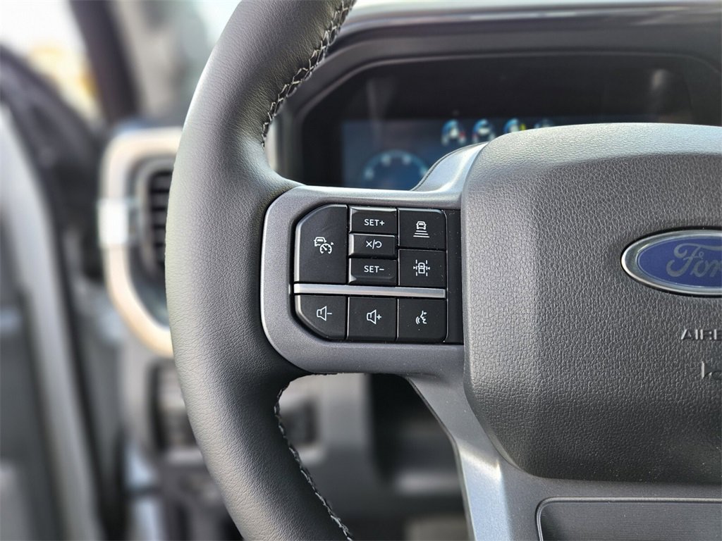 New 2025 Ford F350 Lariat w/ Lariat Ultimate Package image 27