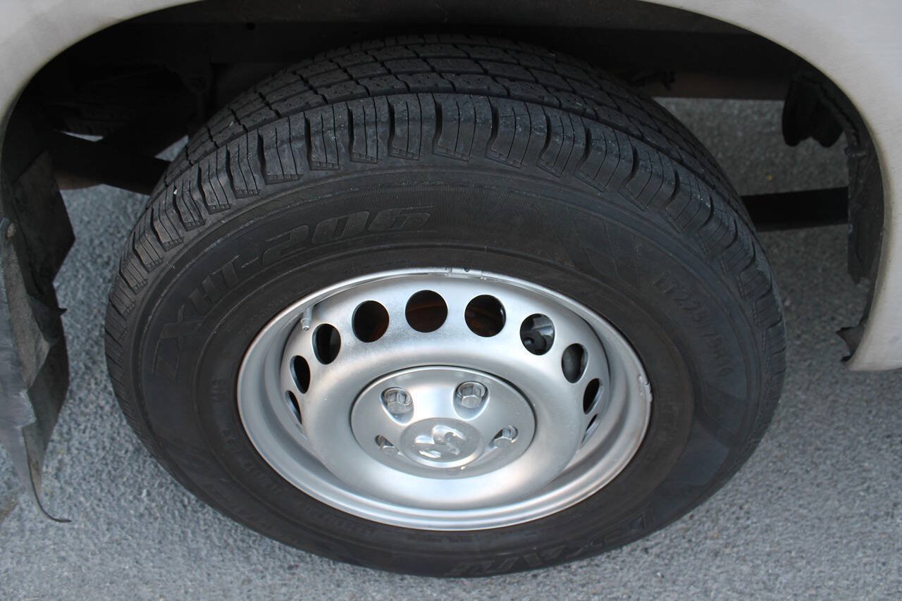 Used 2005 Dodge Sprinter 2500 w/ PWR Convenience Group RWD image 13