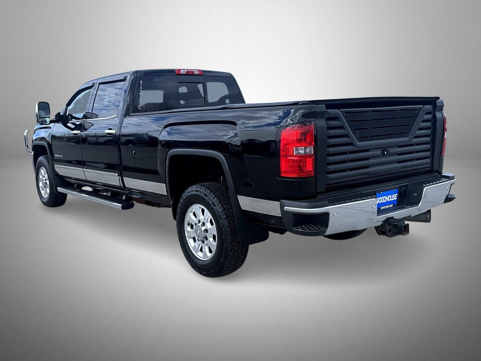 Used 2015 GMC Sierra 3500 SLT w/ Duramax Plus Package image 7