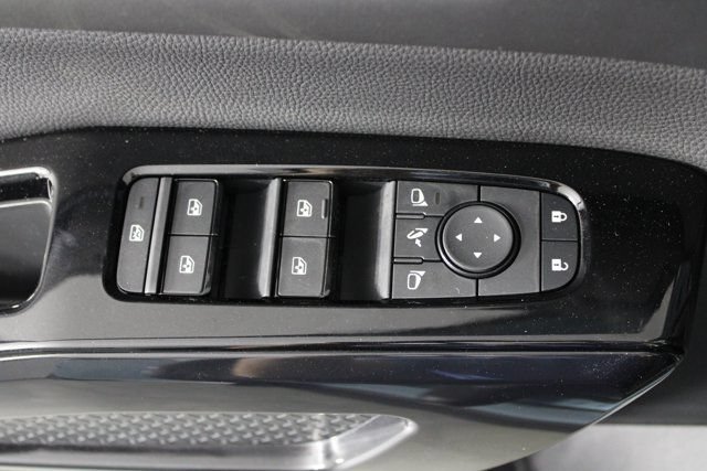 New 2026 Nissan Pathfinder Platinum w/ Cargo Package FWD image 11
