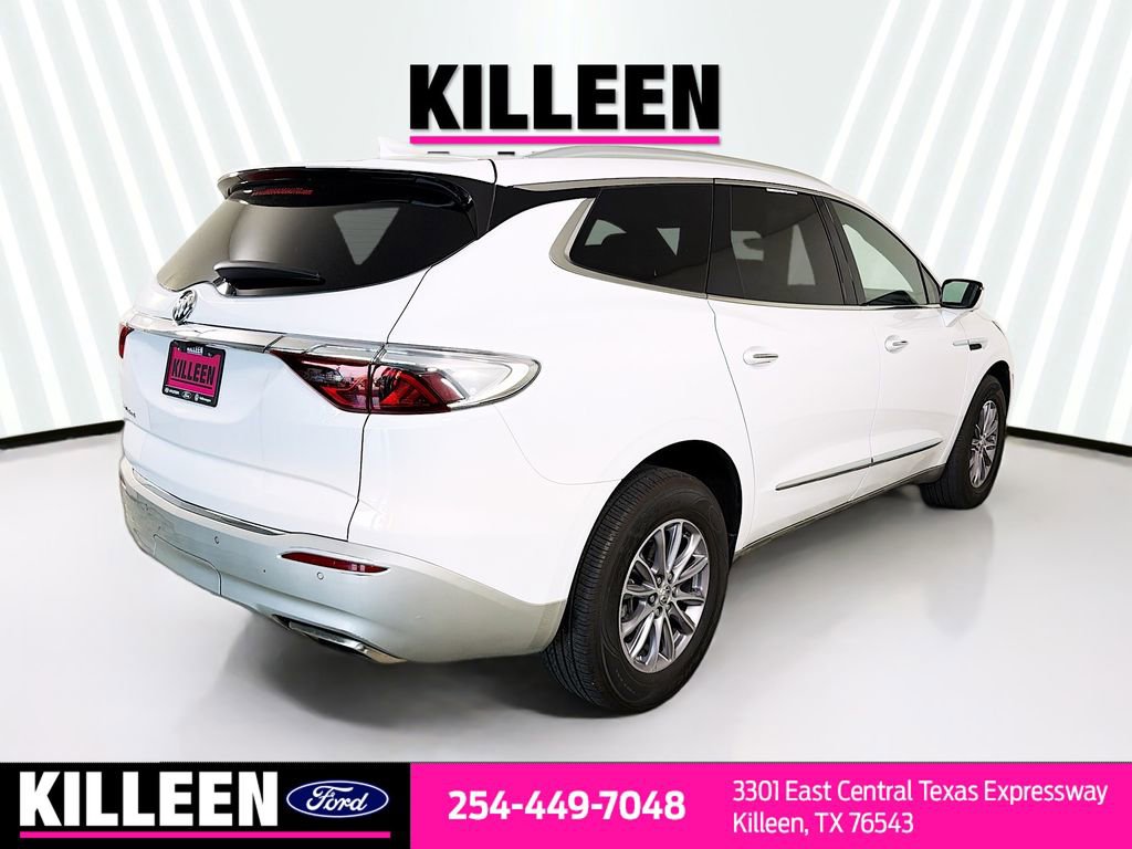 Used 2024 Buick Enclave Premium image 8