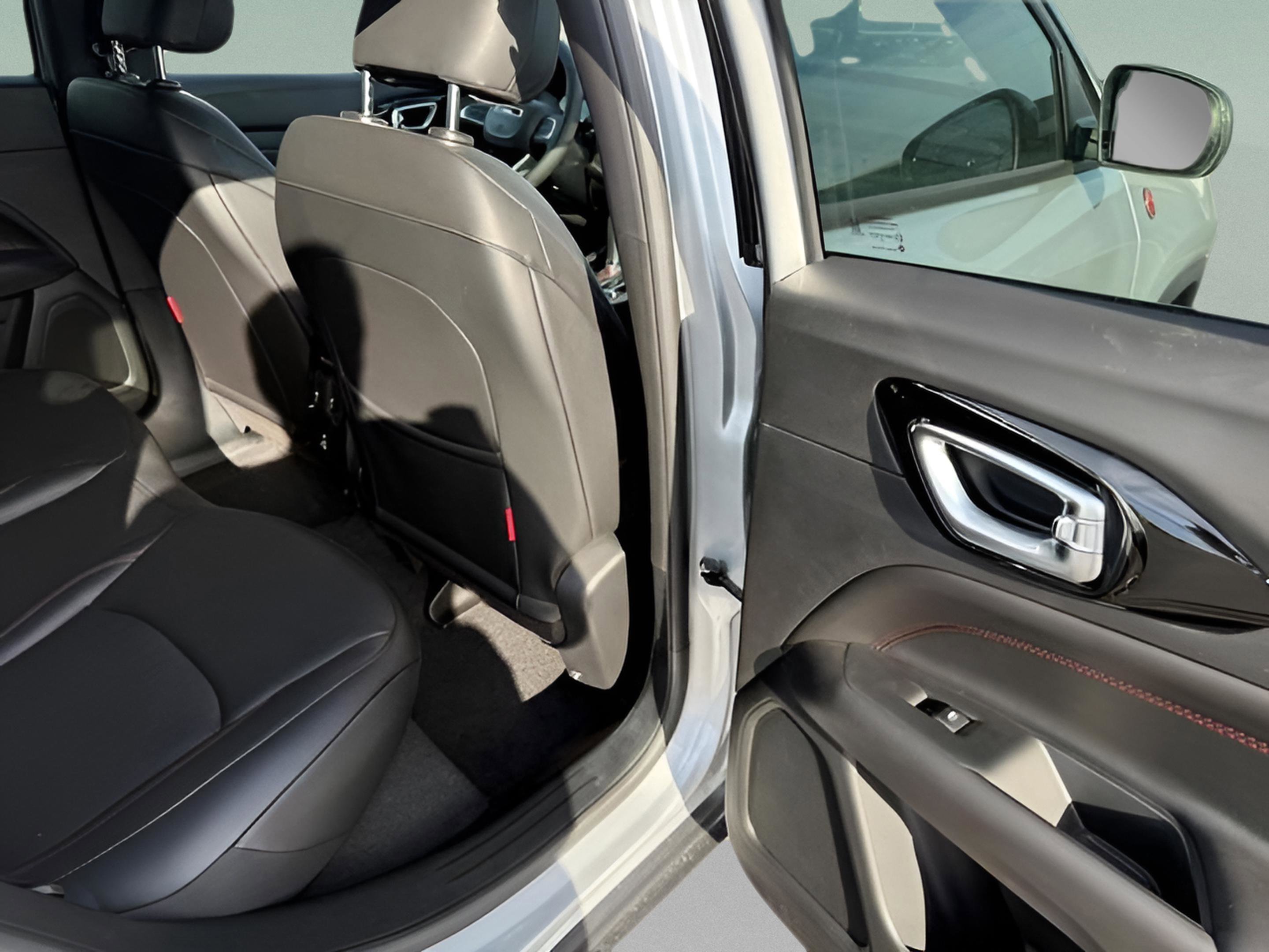 New 2026 Jeep Compass Trailhawk AWD/4WD image 9