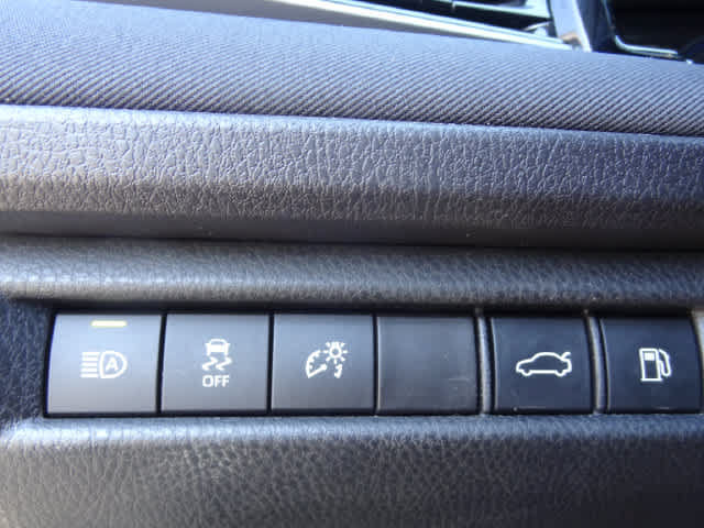 Used 2025 Toyota Camry LE FWD image 14