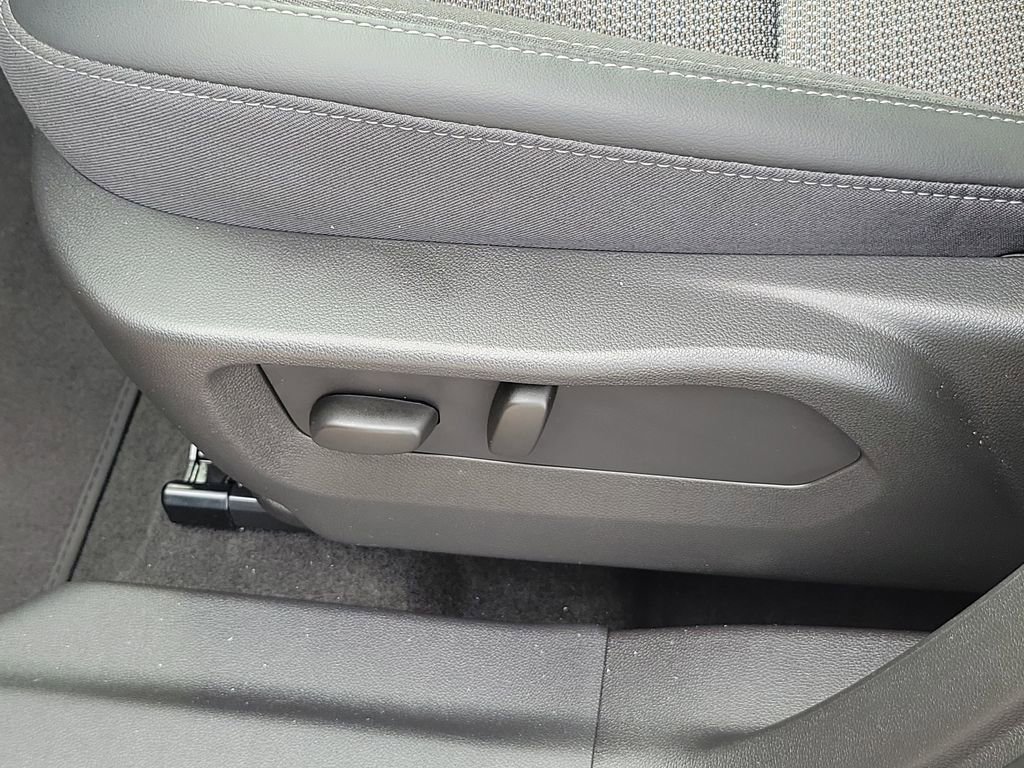 Used 2023 Buick Envision Preferred w/ Sport Touring Package image 28