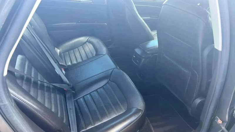 Used 2016 Ford Fusion Energi SE FWD image 7