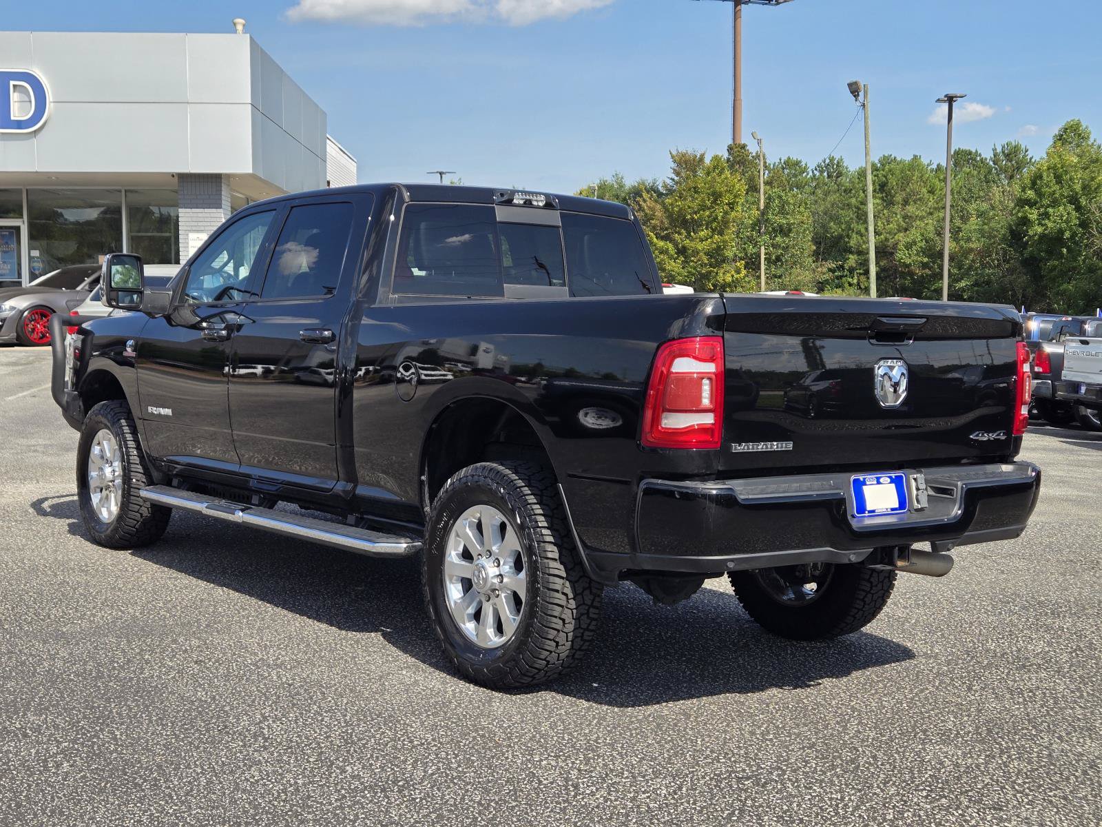 Used 2023 RAM 2500 Laramie AWD/4WD image 11