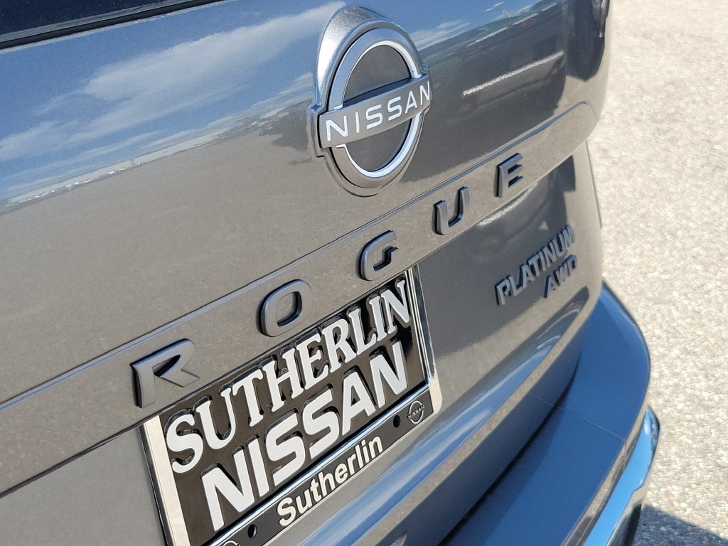 New 2026 Nissan Rogue Platinum AWD/4WD image 6