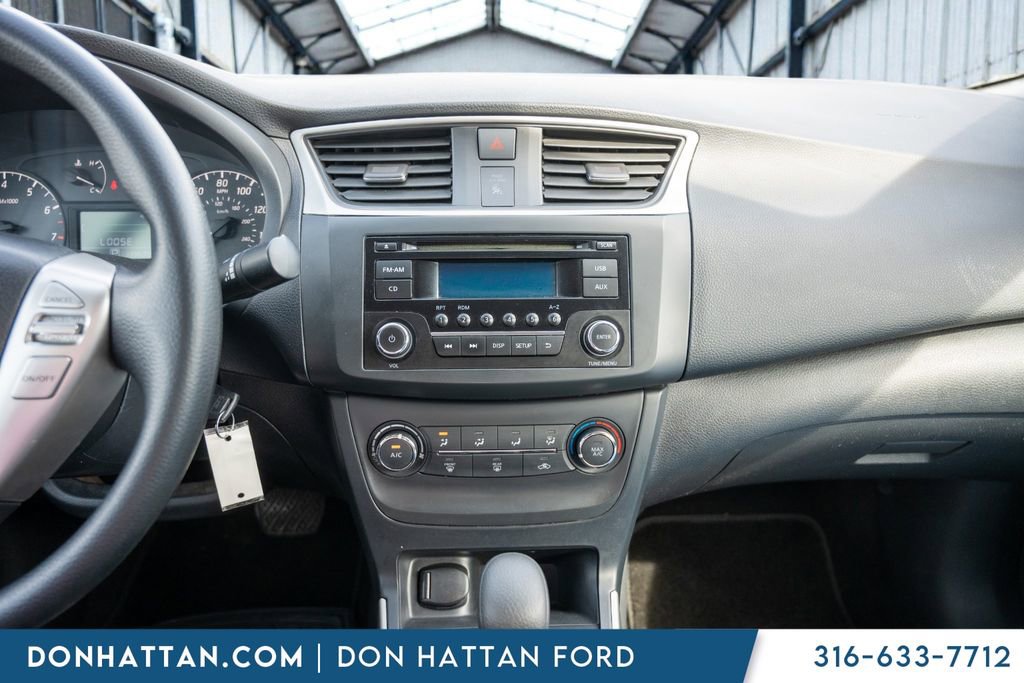 Used 2017 Nissan Sentra S w/ S Style Package image 8