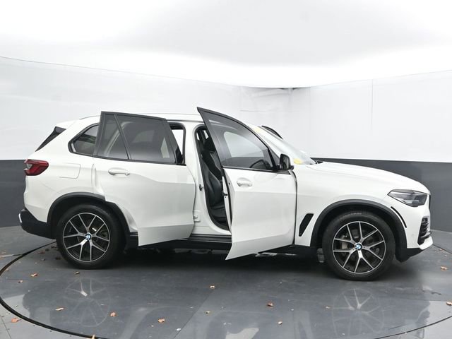 Used 2019 BMW X5 xDrive40i w/ Convenience Package image 58