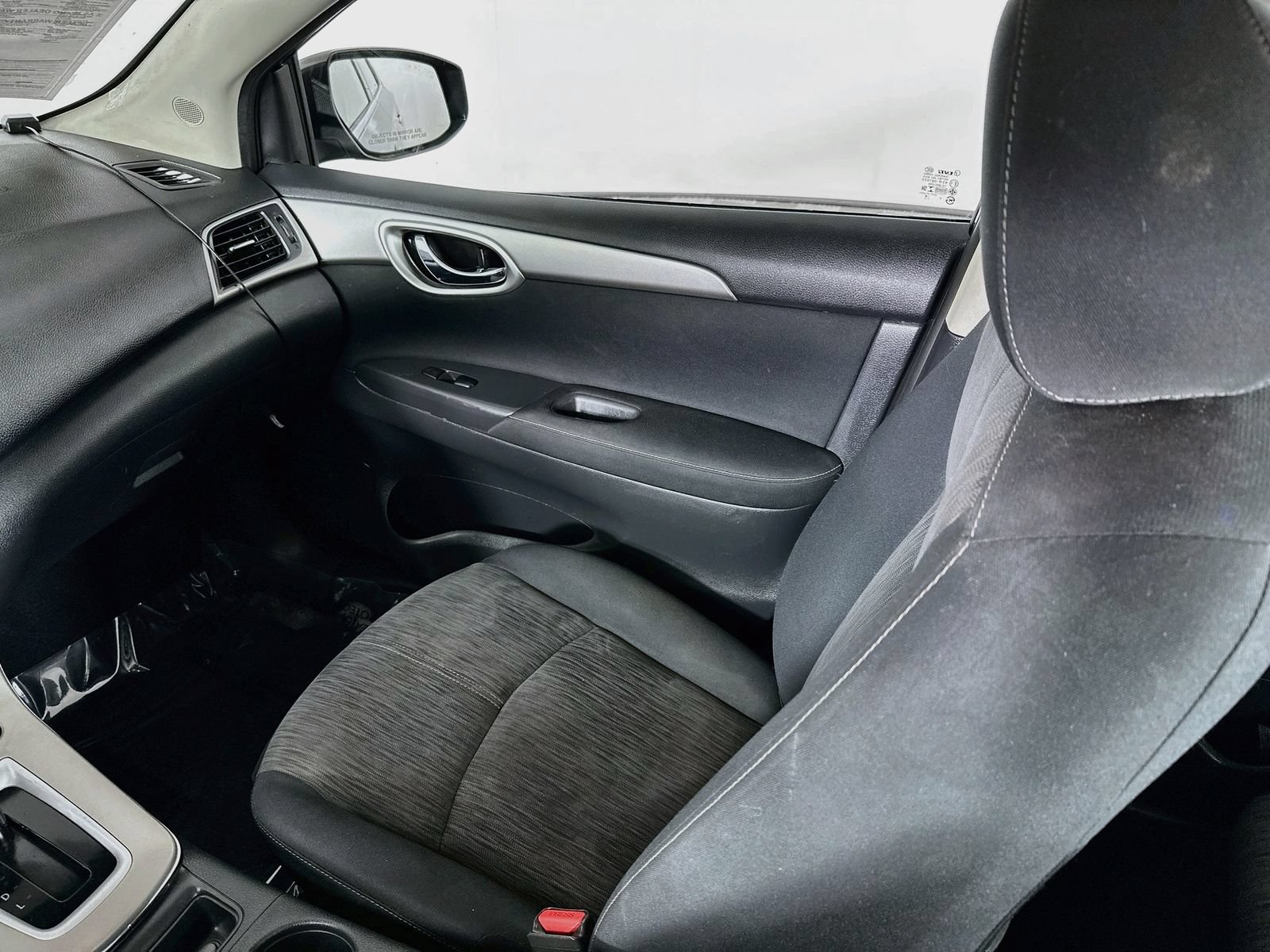 Used 2015 Nissan Sentra SV FWD image 20