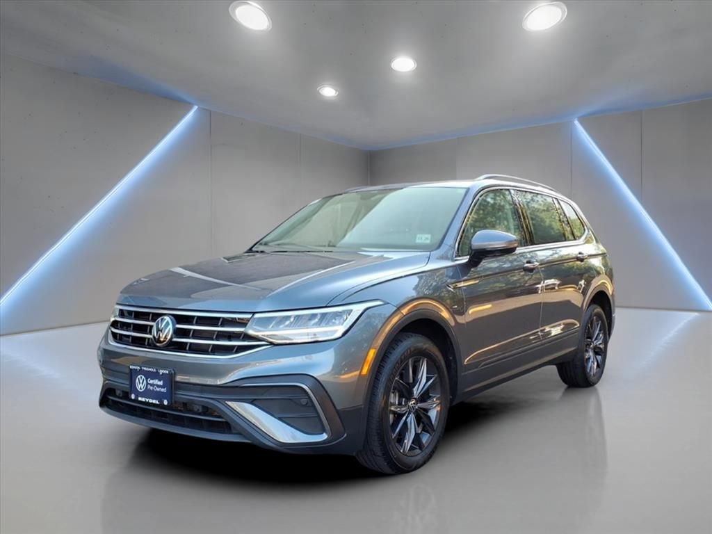 Certified 2022 Volkswagen Tiguan SE w/ Panoramic Sunroof Package