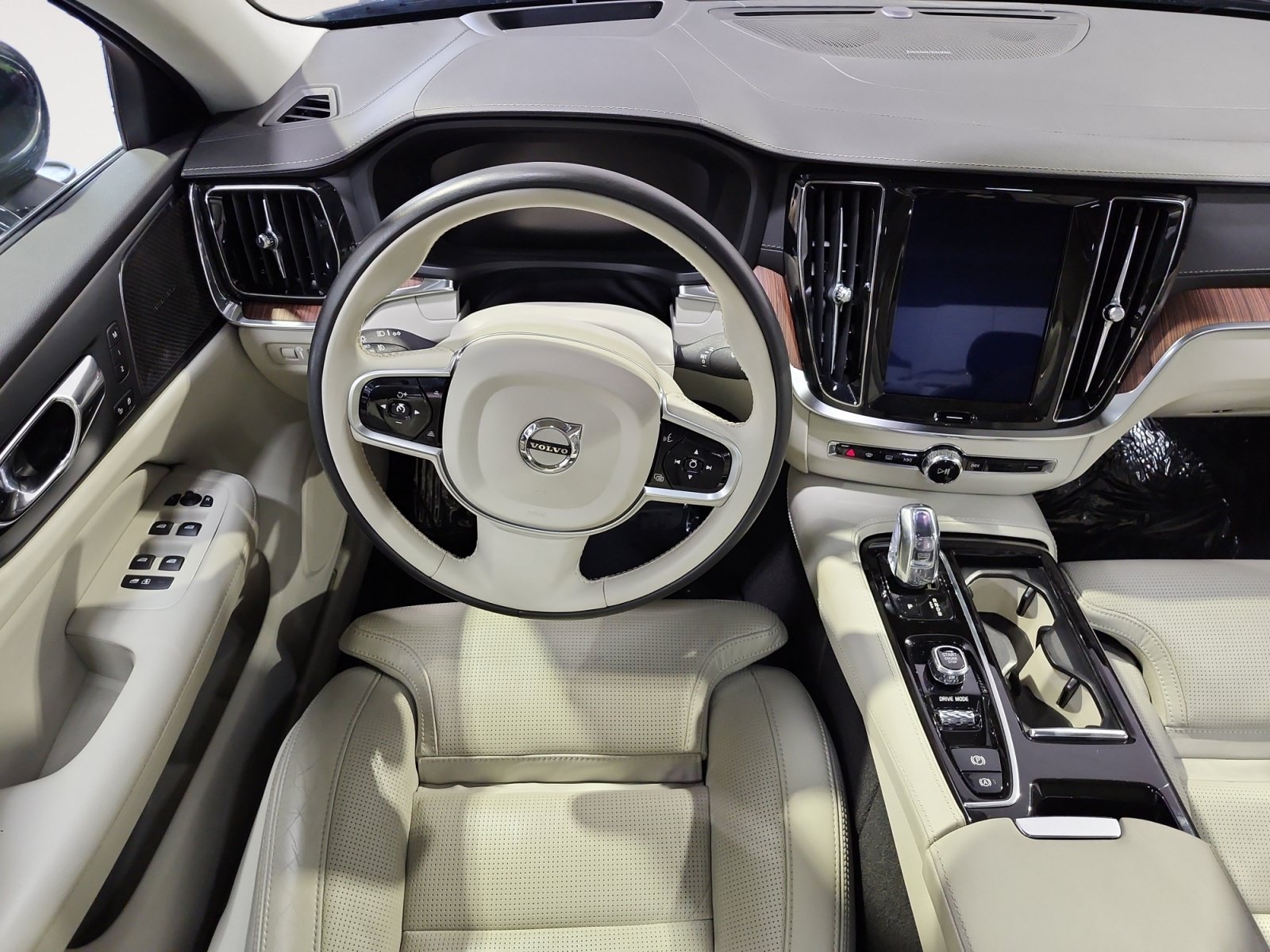 Used 2019 Volvo S60 T8 Inscription AWD/4WD image 11