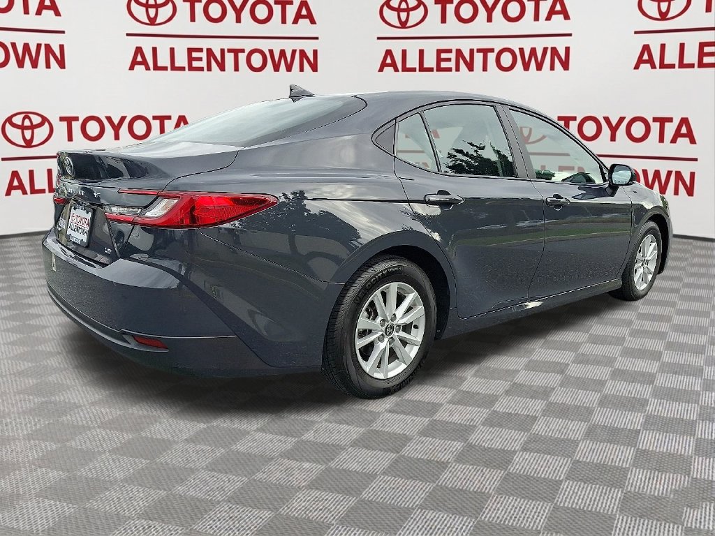 Used 2025 Toyota Camry LE FWD image 7