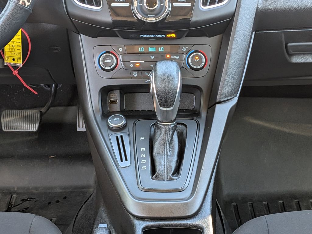 Used 2017 Ford Focus SEL image 20