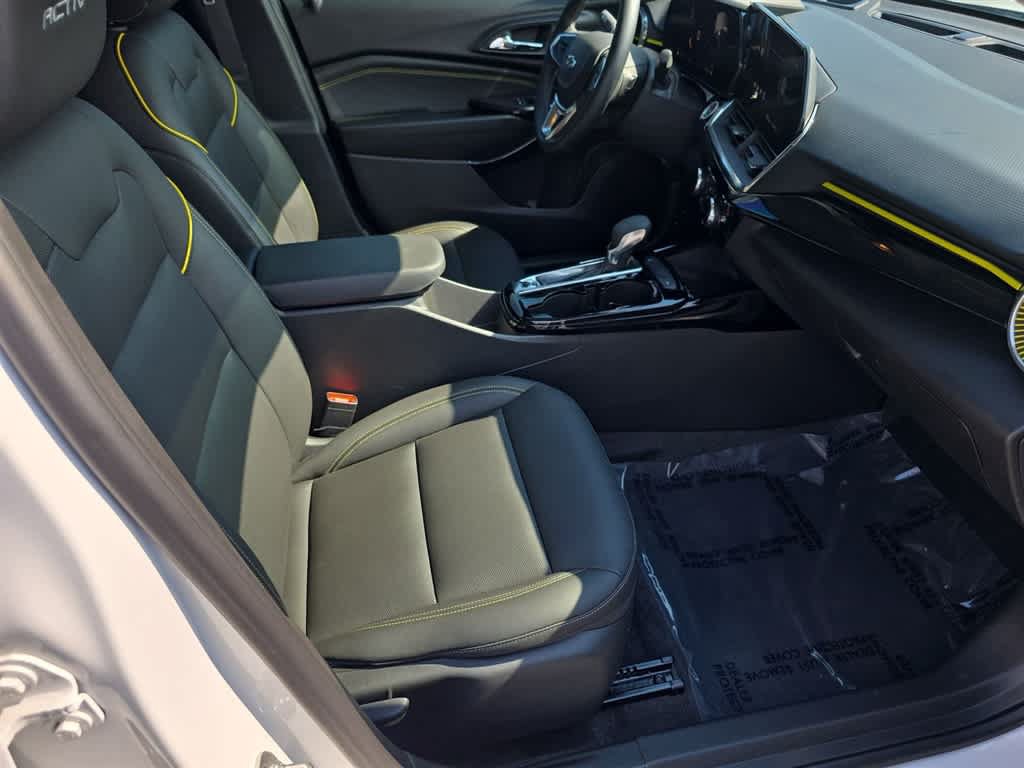 Used 2024 Chevrolet Trax ACTIV w/ Sunroof Package FWD image 10