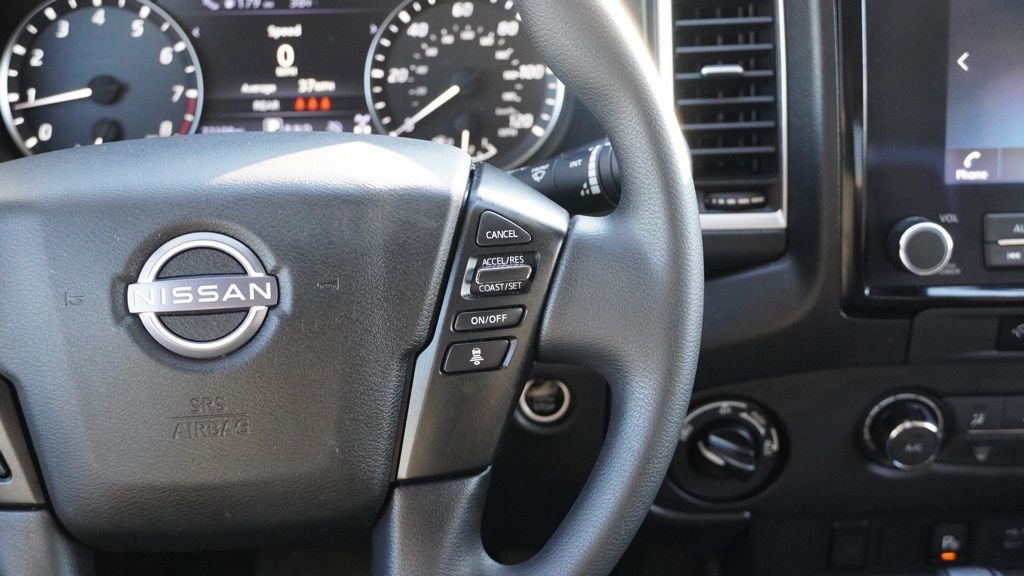 Used 2024 Nissan Frontier SV w/ Technology Package image 29